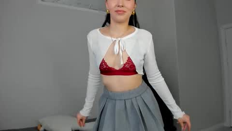 Snapshot of elina_syui chatting on January 2026 07:56:02 PM CutieJune online show from January 2026 07:56:02 PM