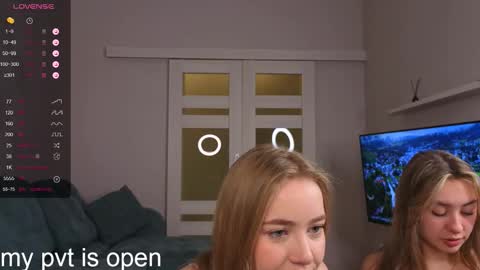 Elina online show from November 2025 01:05:02 AM