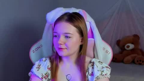 elinavale online show from March 2026 07:14:02 AM