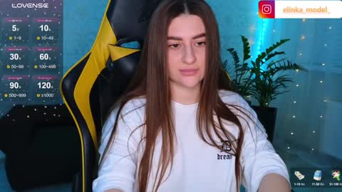 Elina online show from December 2024 06:38:02 PM