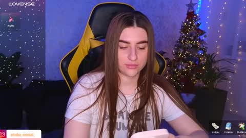 Elina online show from December 2024 07:26:02 PM