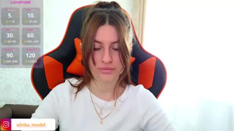 Elina online show from May 2026 07:03:01 AM