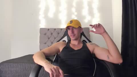 elio_dicaprio online show from November 2025 02:35:01 AM