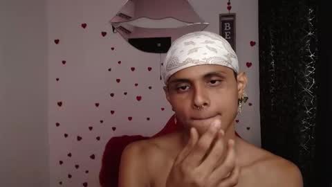 Snapshot of elio_fox chatting on March 2026 08:19:01 AM elio_fox online show from March 2026 08:19:01 AM