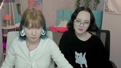 Snapshot of elira_vane chatting on May 2026 10:55:02 AM Elira Vane online show from May 2026 10:55:02 AM