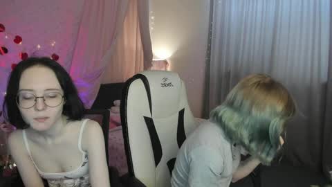 Snapshot of elira_vane chatting on May 2026 03:15:02 AM Elira Vane online show from May 2026 03:15:02 AM