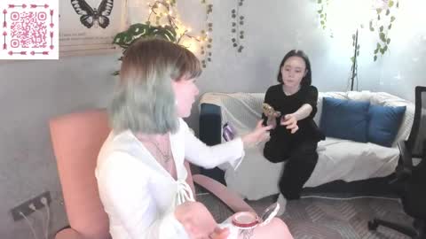 Snapshot of elira_vane chatting on June 2026 02:56:01 AM Elira Vane online show from June 2026 02:56:01 AM