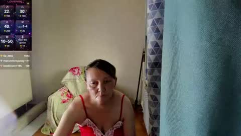 Snapshot of elis_gabbi chatting on June 2026 12:44:02 AM Elis online show from June 2026 12:44:02 AM