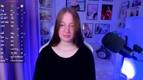 Snapshot of elisabeth_binder chatting on June 2026 03:31:02 AM your sweet Lisa online show from June 2026 03:31:02 AM