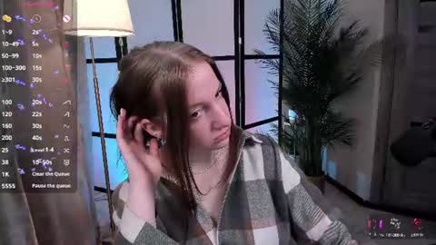 Snapshot of elisabeth_binder chatting on June 2026 03:29:02 AM your sweet Lisa online show from June 2026 03:29:02 AM