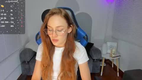 elisabeth sarmiento online show from March 2025 09:59:01 PM