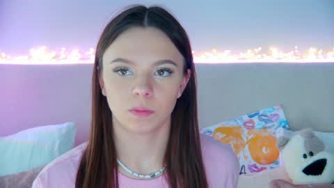 ElisabethDavis online show from February 2025 07:02:01 PM