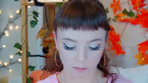 ElisabethDavis online show from October 2025 05:00:01 PM