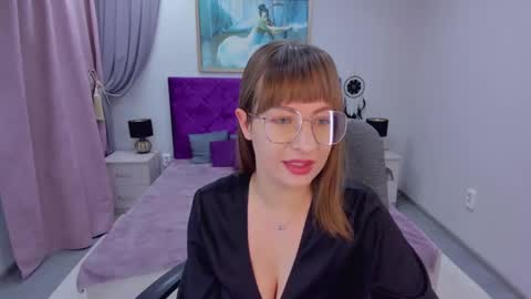 Elisabeth online show from December 2024 02:52:01 PM