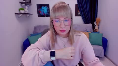 Elisabeth online show from January 2025 12:20:01 PM