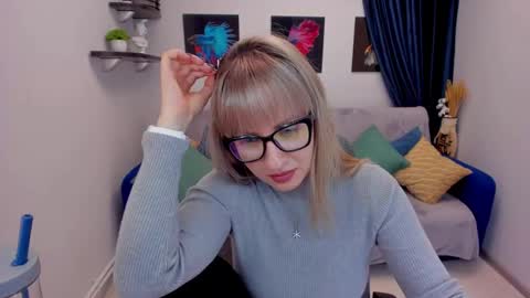 Elisabeth online show from January 2025 04:47:01 PM