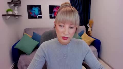 Elisabeth online show from January 2025 06:32:02 PM