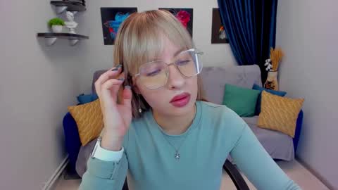 Elisabeth online show from January 2025 11:41:01 AM