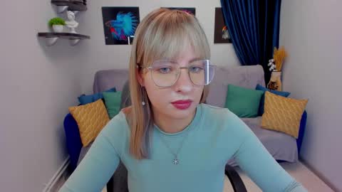 Elisabeth online show from January 2025 02:42:02 PM