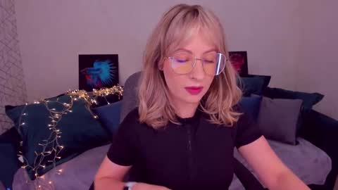 Elisabeth online show from February 2025 05:32:02 PM