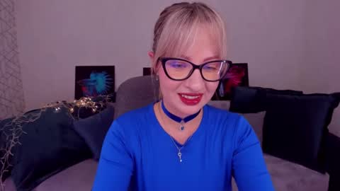 Elisabeth online show from February 2025 03:05:01 PM