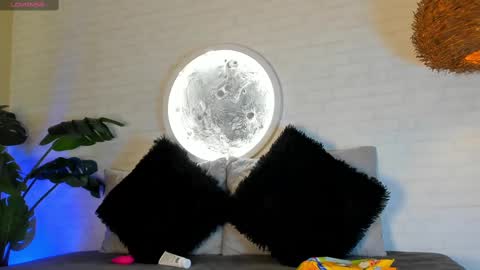 Elise diamond online show from March 2025 10:41:02 PM