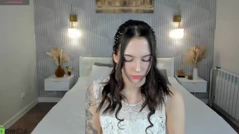 Elise online show from March 2026 01:14:01 AM