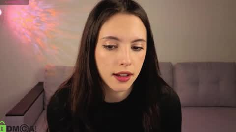 Elise online show from March 2026 09:15:01 AM