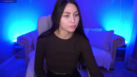 elisevelour online show from October 2025 12:50:01 PM