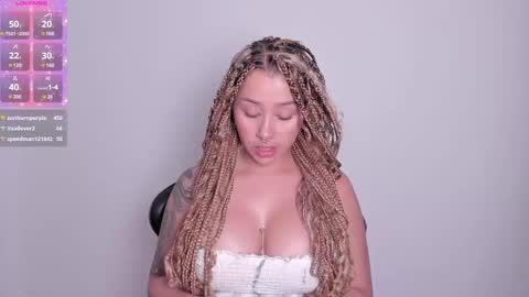 Elissa online show from March 2025 11:26:01 PM