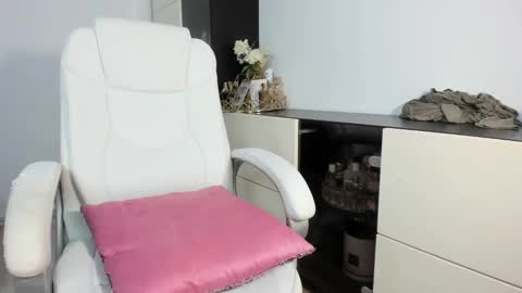 Elisa  Promotion   online show from February 2025 02:02:01 PM