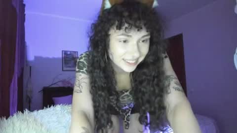 Snapshot of elisskriter chatting on July 2026 04:39:33 PM Eliss online show from July 2026 04:39:33 PM