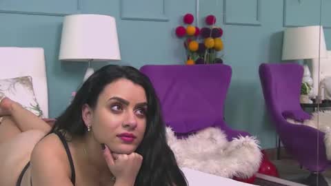 Eliza online show from February 2025 02:33:01 PM