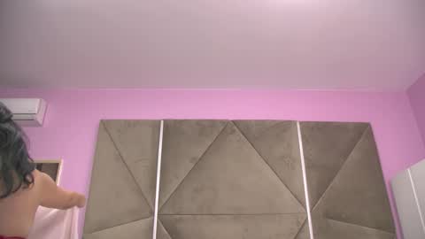 Eliza online show from October 2025 05:30:01 AM