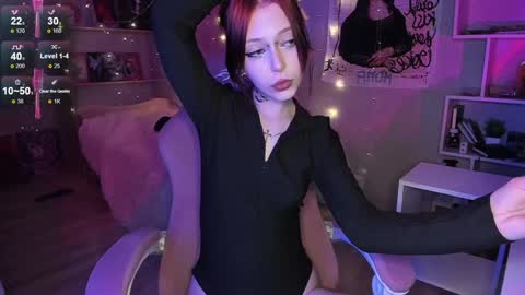 Elizabeth online show from January 2025 08:17:01 PM