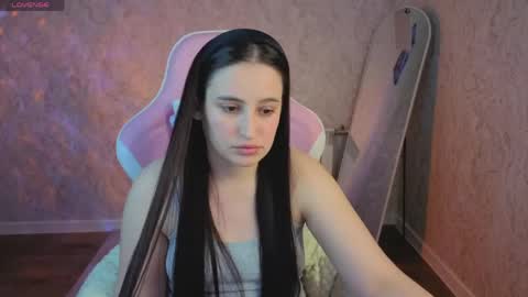 Snapshot of elizabet_collins chatting on April 2026 08:52:02 AM Elizabet online show from April 2026 08:52:02 AM