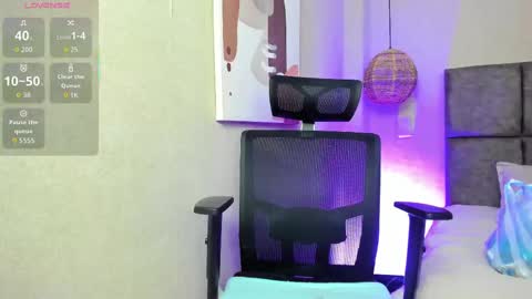 elizabeth online show from October 2025 07:00:01 PM