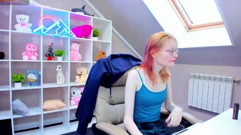 Elizabeth online show from January 2025 04:33:01 AM