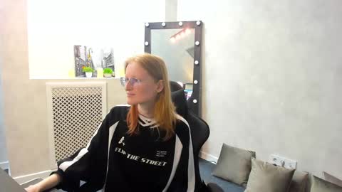 Elizabeth online show from January 2025 11:24:01 AM