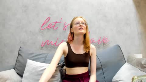 Elizabeth online show from February 2025 02:05:01 PM