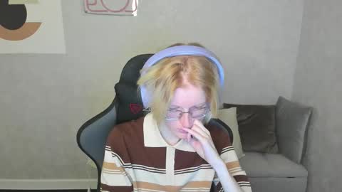 Elizabeth online show from September 2025 01:28:01 AM