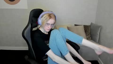 Elizabeth online show from September 2025 01:20:01 AM