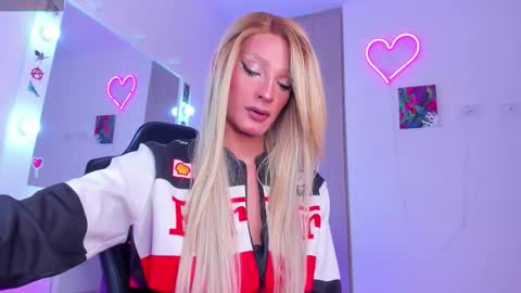 Eli  online show from September 2025 09:03:01 PM