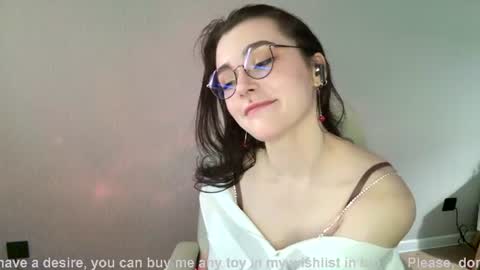 Snapshot of elizabeth_milller chatting on June 2026 12:31:01 AM Lizzy online show from June 2026 12:31:01 AM