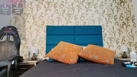 Elizabeth  online show from March 2026 09:31:01 PM