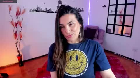 Snapshot of elizabeth_taylor_b chatting on February 2025 04:59:02 PM Elizabeth online show from February 2025 04:59:02 PM