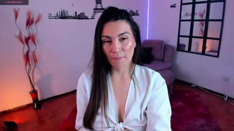 Snapshot of elizabeth_taylor_b chatting on February 2025 06:42:02 PM Elizabeth online show from February 2025 06:42:02 PM