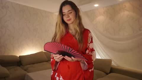 Elizabeth online show from September 2025 05:38:01 PM