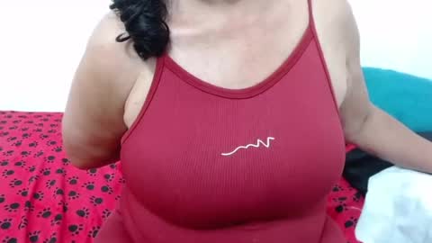 ElizabethMiler online show from June 2026 02:46:01 AM