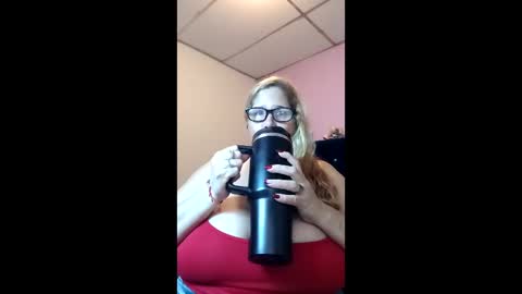 Elizabeth online show from April 2026 10:32:02 PM